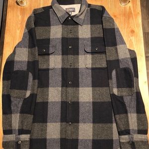 Men’s Flannel Button Down